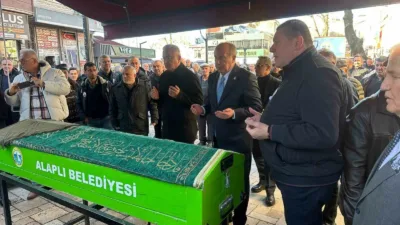 Zonguldak’ın Alaplı Belediye Başkanı Nuri Tekin’nin dün vefat eden annesi