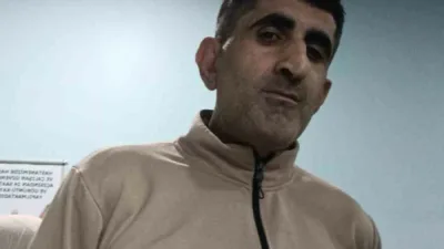 Arnavutköy’de meydana gelen kazada bir otomobil, karşıdan karşıya geçmeye çalışan