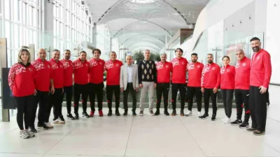 Avrupa Kros Şampiyonası’nda Türkiye’yi temsil edecek olan Atletizm Milli Takımı,