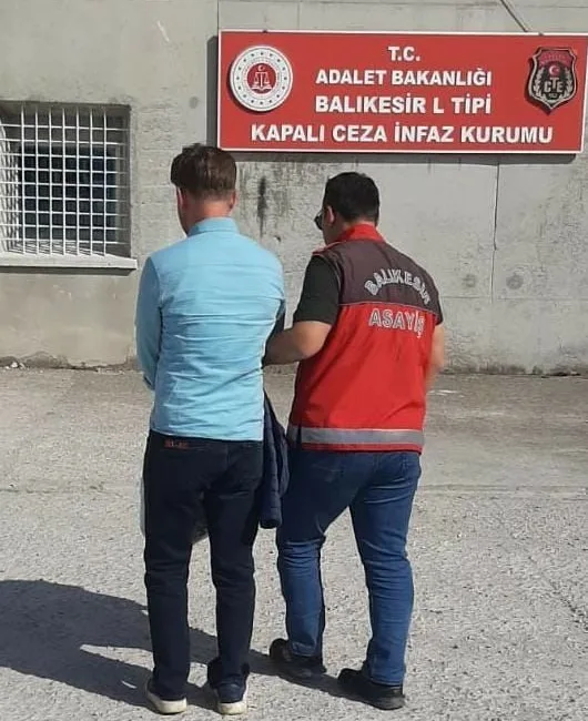 Balıkesir İl Emniyet Müdürlüğü ekipleri, suçların önlenmesi ve faillerin yakalanmasına
