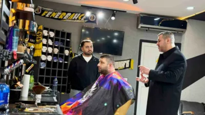 Karabük Belediye Başkanı Özkan Çetinkaya, 100. Yıl Mahallesi’nde faaliyet gösteren