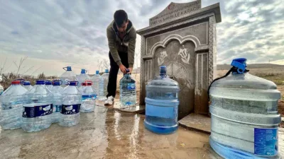 Ankara’nın Sincan ilçesinde 2 gündür süren su kesintisi nedeniyle vatandaşlar