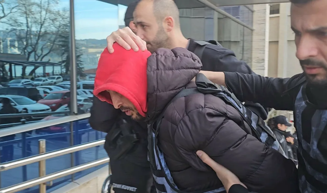 Zonguldak’ta aralarında çıkan küfürlü konuşma tartışmasının kavgaya dönüşmesi üzerine Serkan