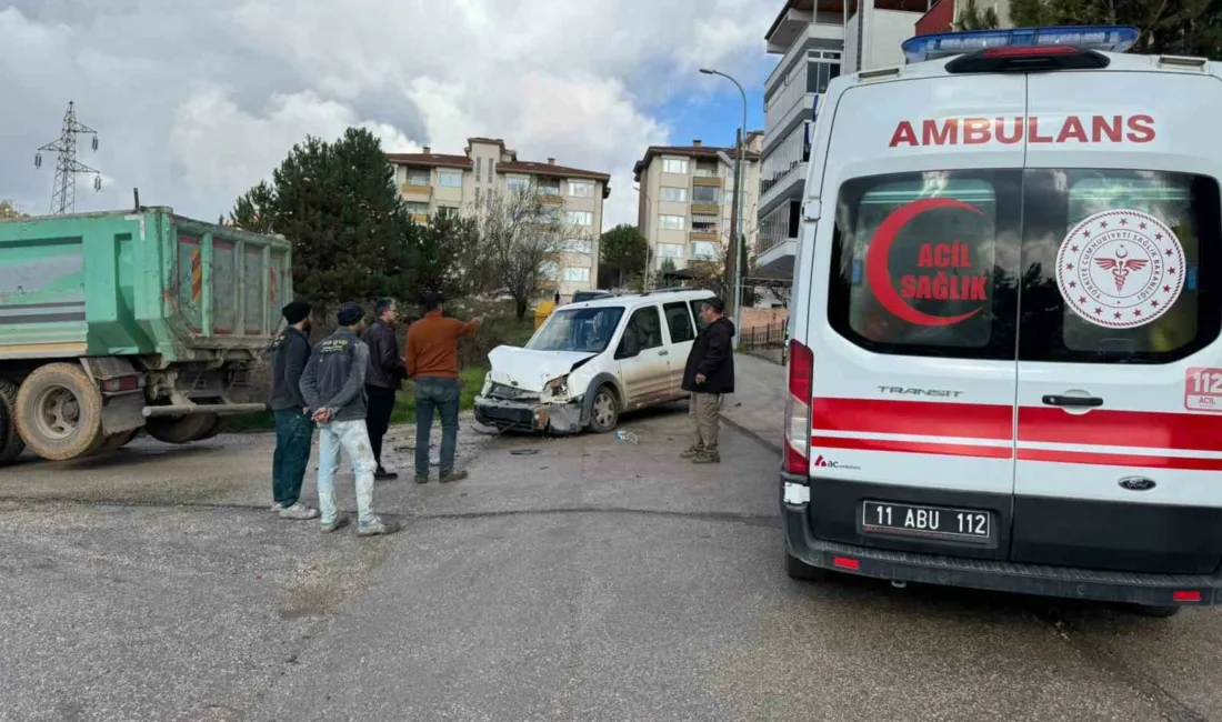 Bilecik’te kamyon ile hafif ticari aracın çarpışması sonucu meydana gelen