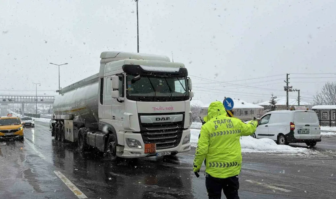 Düzce’de etkili olan kar yağışı sebebi ile Bolu Dağı’nın Ankara