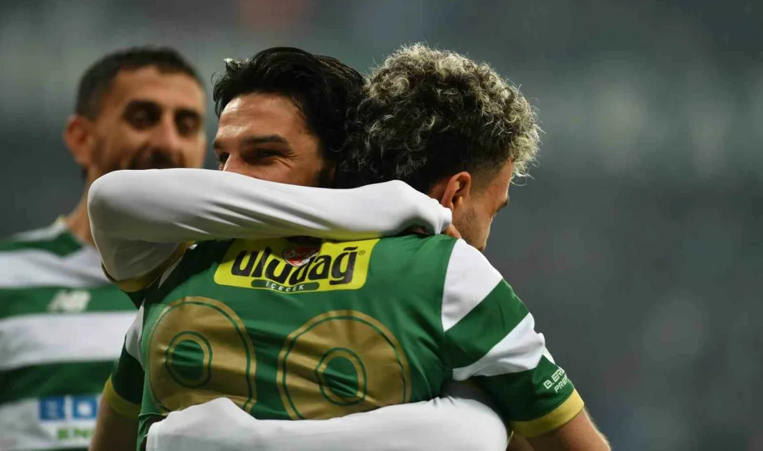 TFF 2. Lig 15. hafta karşılaşmasında Bursaspor, sahasında ağırladığı Ankara