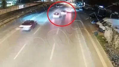 Bursa’nın Yıldırım ilçesi Ankara Caddesi’nde yaşı küçük ehliyetsiz bir genç,