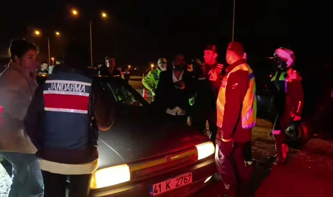 Sakarya’nın Karasu ilçesinde polis ve jandarma ekiplerinin ortaklaşa gerçekleştirdiği huzur