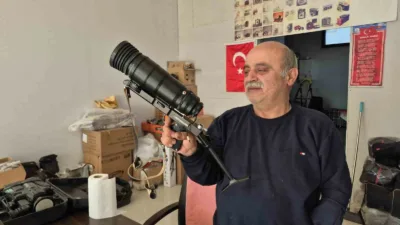 Düzce’de yaşayan Mehmet Aygün, makine koleksiyonuyla fotoğrafçılığa ışık tutuyor. Tam