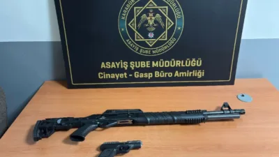 Karabük’te polis ekiplerince düzenlenen asayiş uygulamalarında çok sayıda silah ve