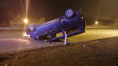 Karabük’te meydana gelen trafik kazalarında 3 kişi yaralandı. İlk kaza,