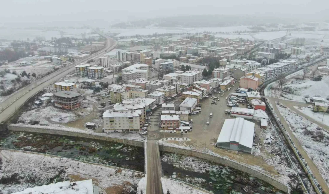 Kastamonu’da yüksek rakımlı bölgelerde kar yağışı etkili oluyor. Kar yağışı