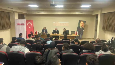 Karabük Üniversitesi (KBÜ) ile TÜRSAB iş birliğinde düzenlenen panelde, turizm