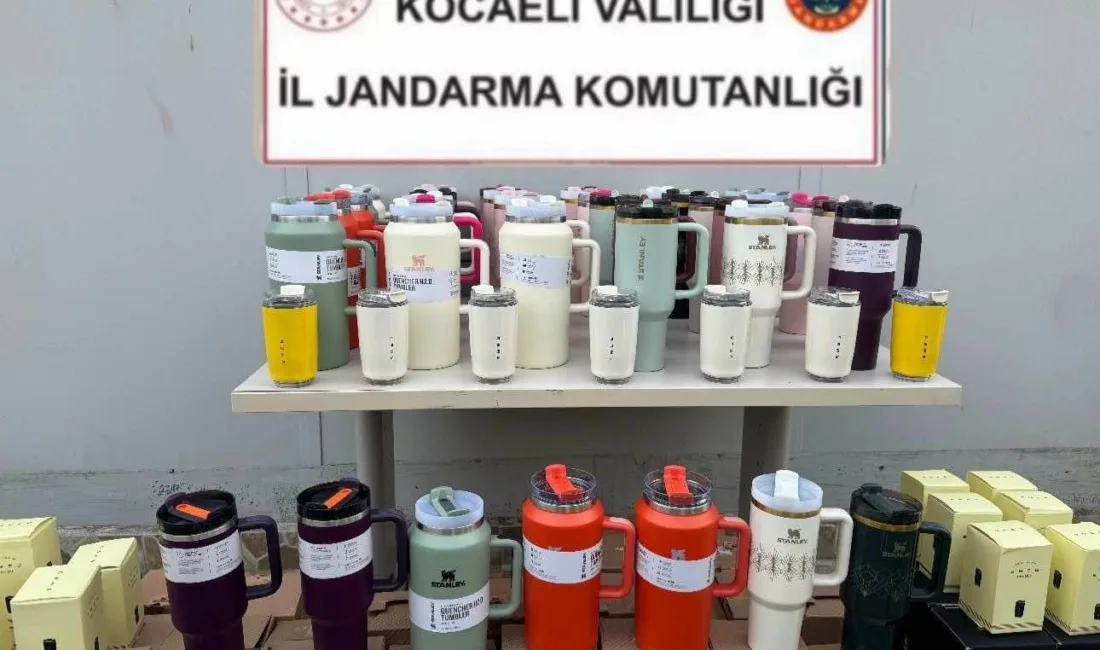 Kocaeli’de 4 araçta yapılan aramalarda 9 ruhsatsız tabanca ile şarjörleri,