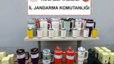 Kocaeli’de 4 araçta yapılan aramalarda 9 ruhsatsız tabanca ile şarjörleri,