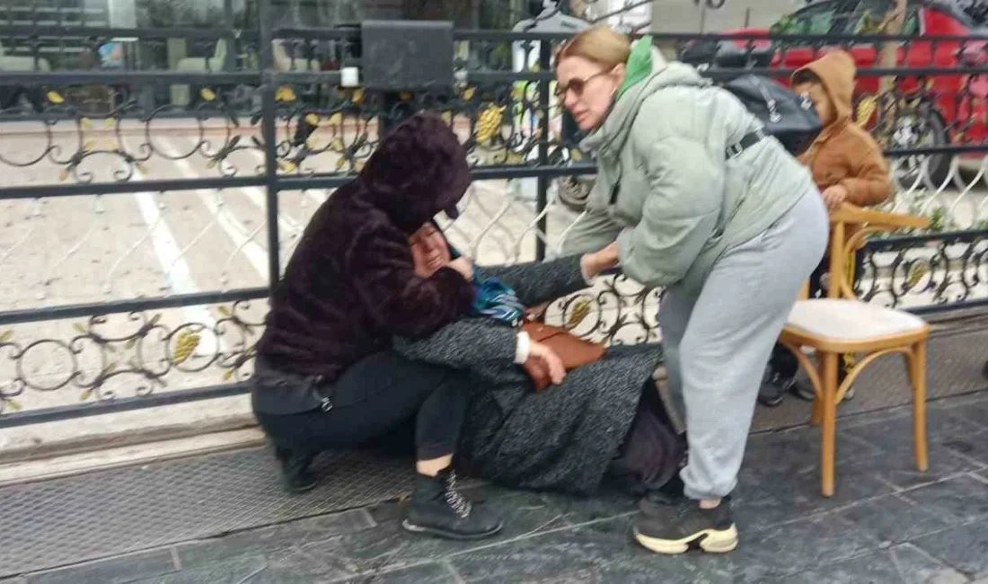 Düzce’de iflas gerekçesiyle kapanan kuyumcuda paralarının ve altınlarının kaldığını, mağdur