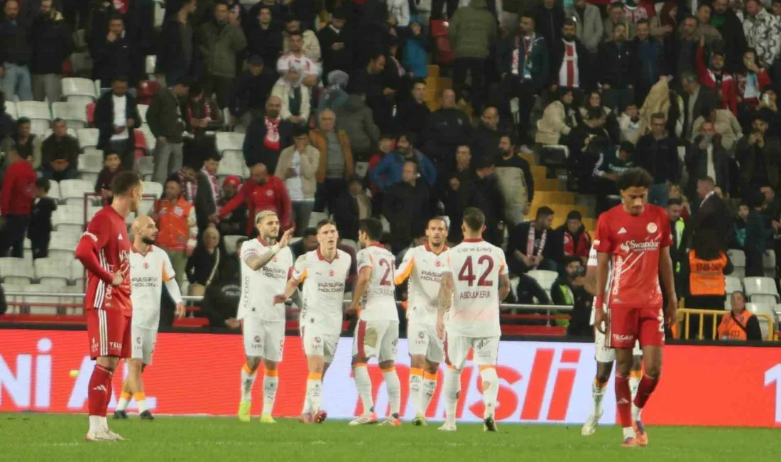 Galatasaray’ın Arjantinli futbolcusu Mauro Icardi, Antalyaspor maçıyla bu sezon Trendyol
