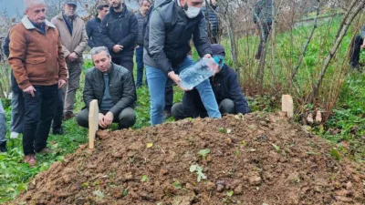Sakarya’nın Akyazı ilçesinde 8 yaşındaki Tarık Ediz Özkanlı, menenjit hastalığı