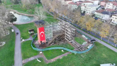 Sakarya Büyükşehir Belediyesi, yıllar içerisinde yıpranma ve deformasyon oluşan Tarihi