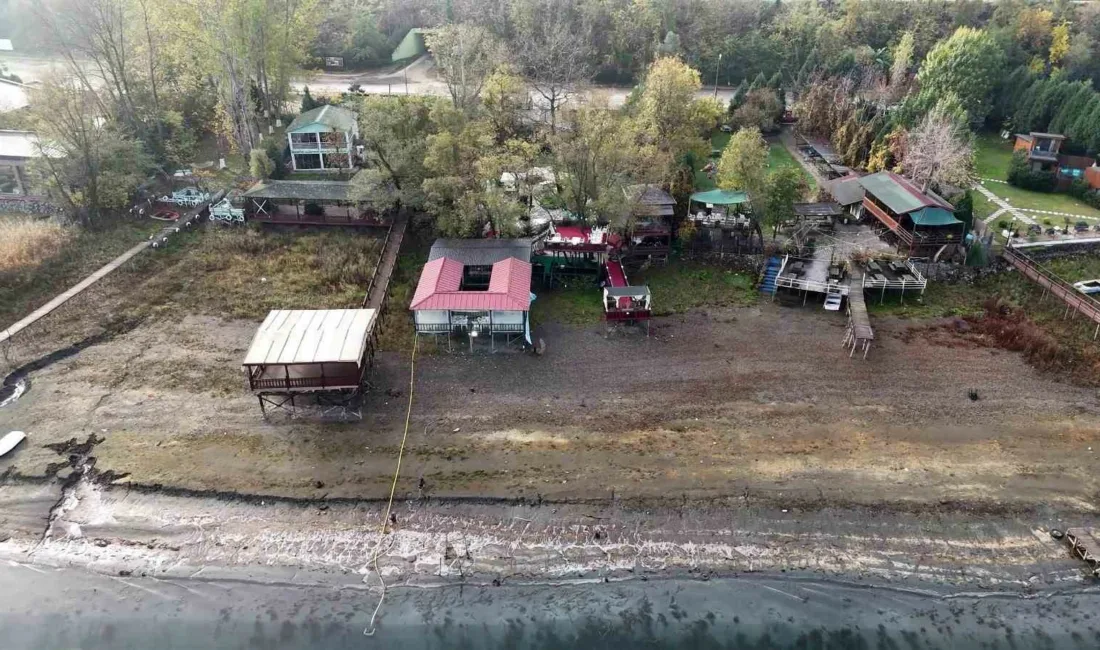 Sakarya ve Kocaeli’nin içme suyu kaynağı olan Sapanca Gölü’nden kaçak