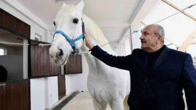 Taşköprü Belediye Başkanı Hüseyin Arslan, ilçeye kurulması planlanan atlı turizm