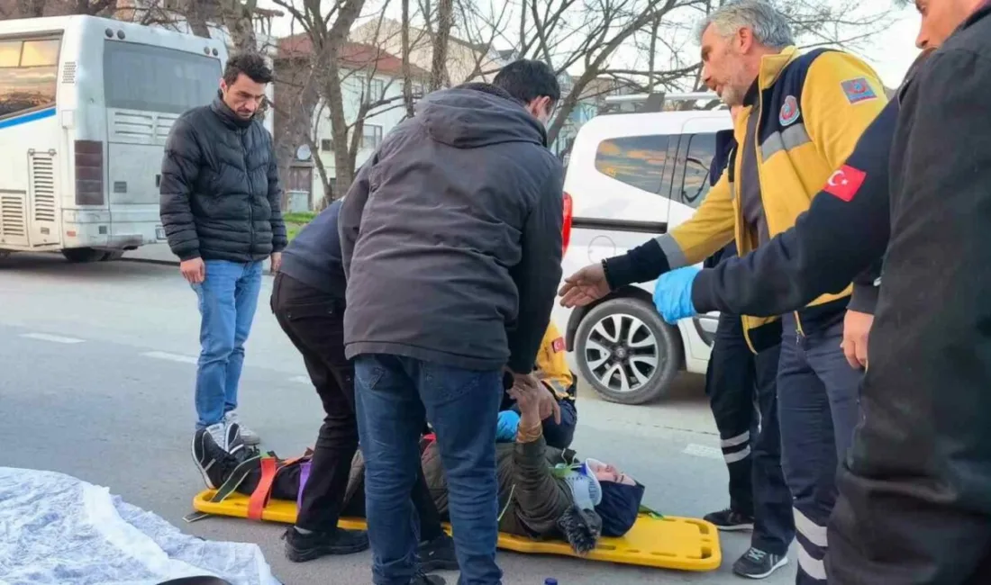 Bursa’nın İnegöl ilçesinde iki motosikletin çarpışması sonucu 4 kişi yaralandı.