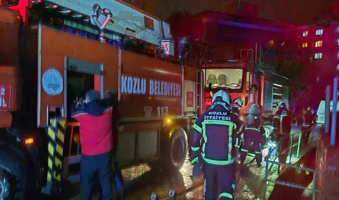 Zonguldak’ın Kozlu ilçesinde 3 katlı bir binada çıkan yangın paniğe