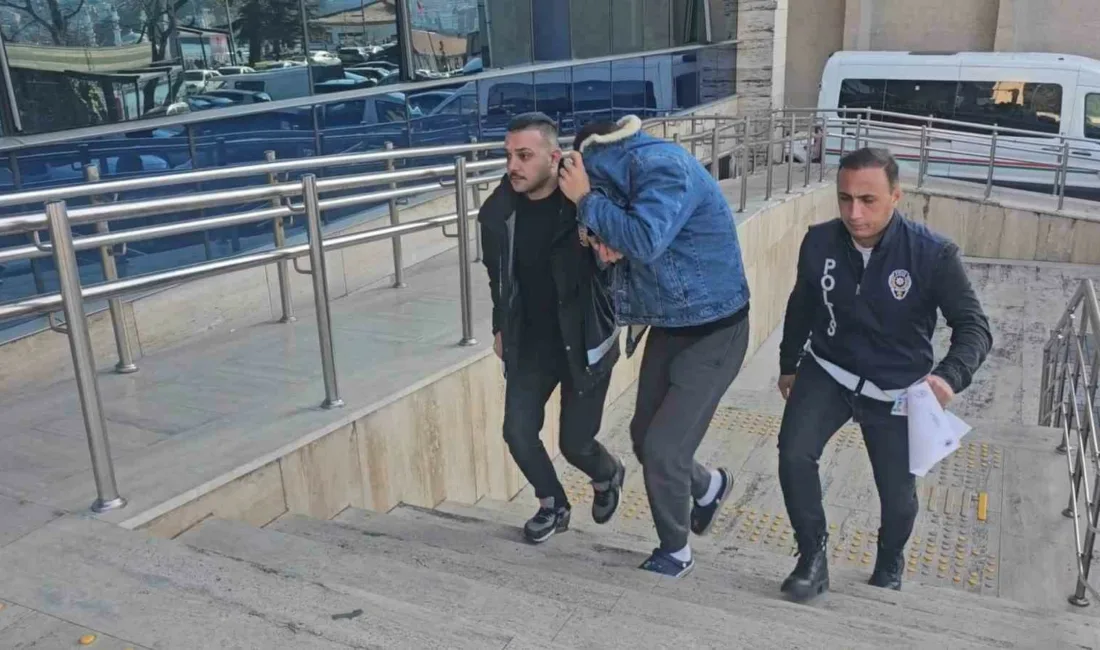 Zonguldak’ta park halindeki kamyonetin kayması sonucu 4 yaşındaki çocuğun hayatını
