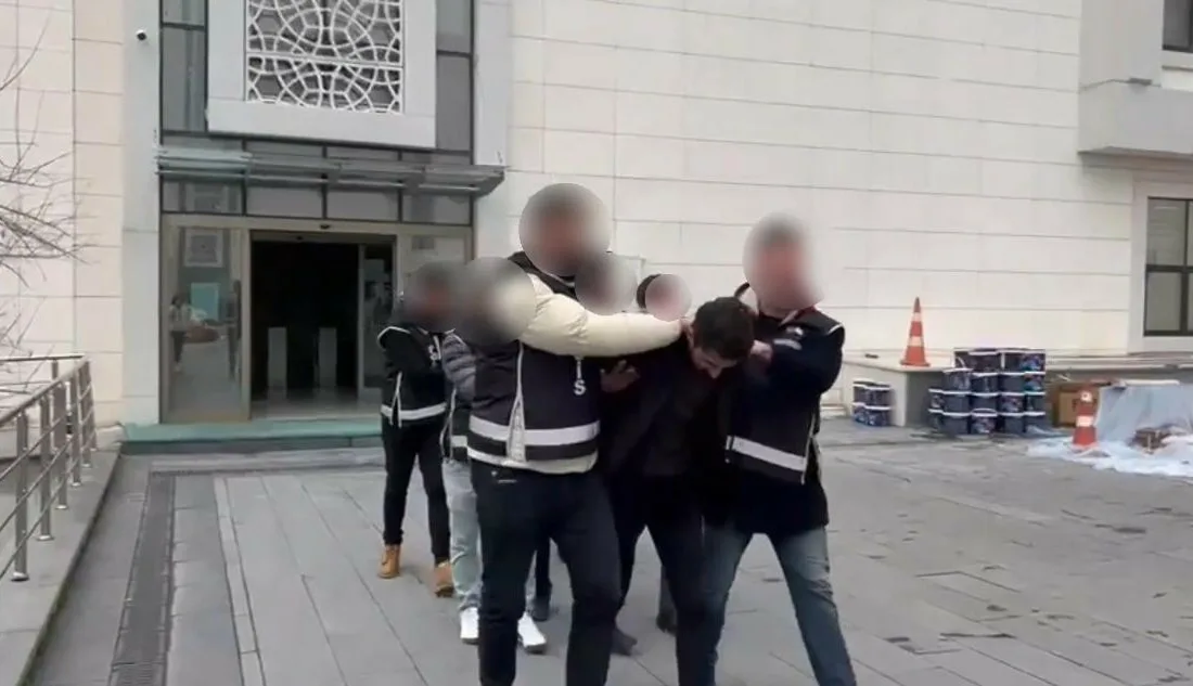 Ankara’da esnaftan haraç isteyip, iş yerlerini kurşunlayan çeteye yönelik operasyon