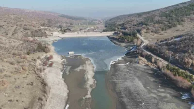 Ankara’daki su kesintileri hayatı olumsuz etkilemeye devam ediyor. Elmadağ ilçesinde