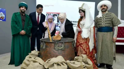 Cumhurbaşkanı Recep Tayyip Erdoğan’ın eşi Emine Erdoğan ile Malezya Başbakanı