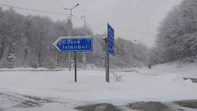 Türkiye’nin en önemli geçiş güzergahlarından biri olan Bolu Dağı’nda gece