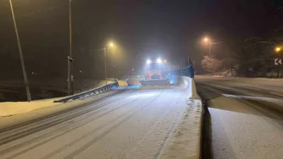 Bolu Dağı geçişinde beklenen kar yağışı etkisini göstermeye başladı. Görüntülenen