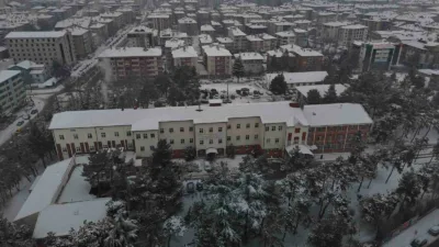 Bolu’da yapılan teknik incelemeler sonucunda deprem yönetmeliğine uygun olmadığı tespit
