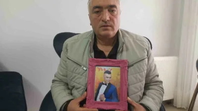 Ankara’da yardım etmek istediği borçlu arkadaşını alacaklıları ile bir araya