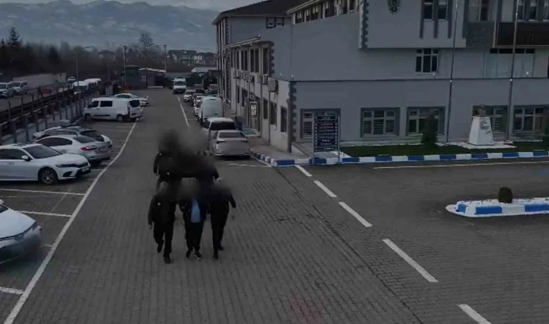 Düzce (İHA) – Düzce’de düzenlenen operasyonla DEAŞ Terör Örgütüne üye