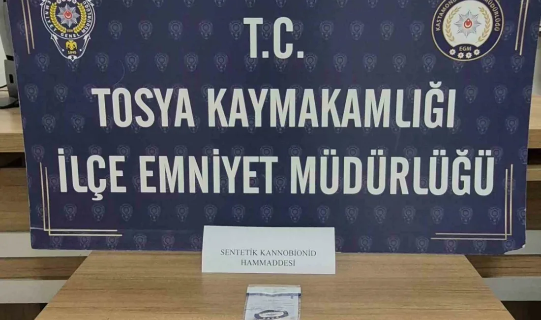 Kastamonu polis ekiplerince 21,65 gram sentetik kannobinoid hammaddesi ele geçirildi.