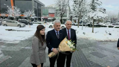 DÜZCE(İHA) – Resmi Gazetede yayımlanan Cumhurbaşkanı kararnamesiyle Düzce Valisi olarak