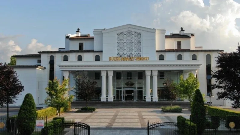 DÜZCE(İHA) – Düzce’de polis ekiplerince Konuralp Bölgesi’nde Ahlak Büro Amirliği