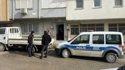 Sakarya’nın Pamukova ilçesinde yaklaşık 8 ay önce kaybettiği eşinin mezarını