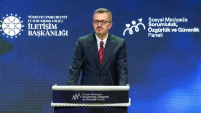 Cumhurbaşkanlığı İletişim Başkanı Burhanettin Duran, dijital mecralarda içeriklerin bireylerin psikolojisi