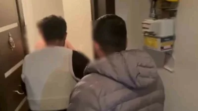 Sakarya’nın Serdivan ilçesinde jazdarma ekiplerince düzenlenen kaçakçılık ve uyuşturucu operasyonunda