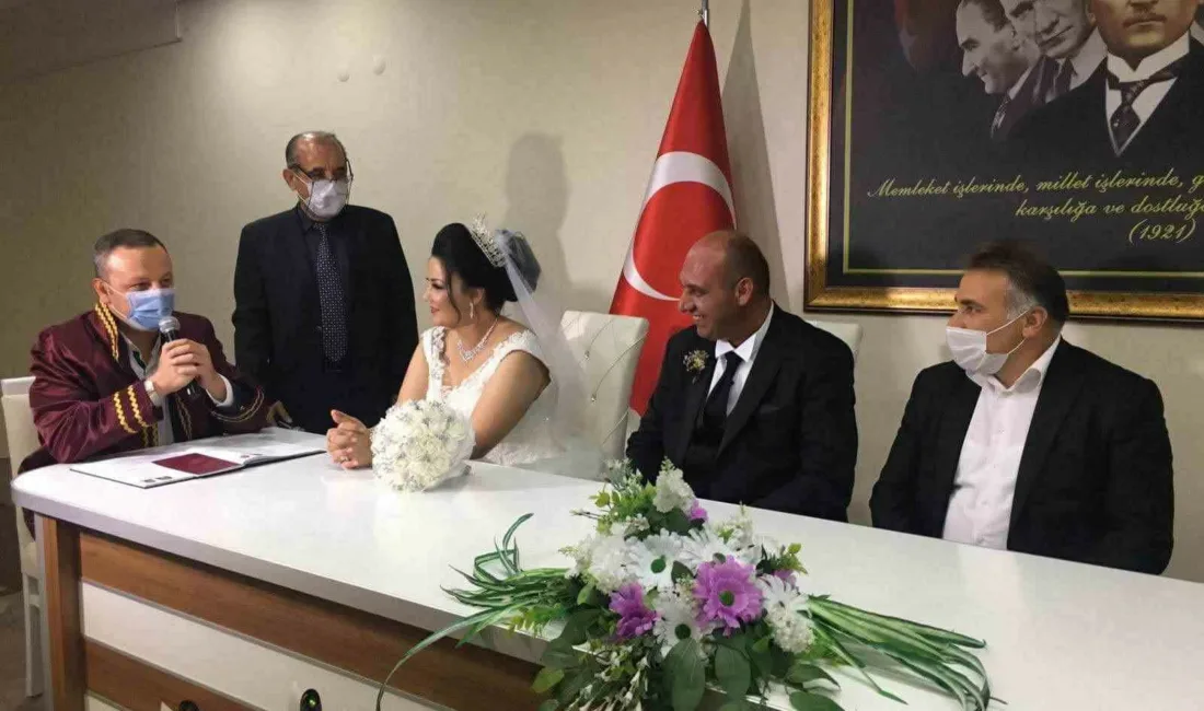 Zonguldak’ta evinde elma yerken nefes borusuna parça kaçması sonucu hayatını