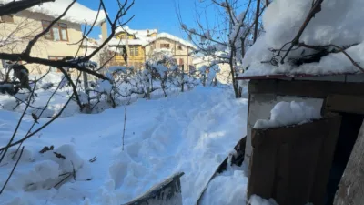 Karabük’te 80 yaşındaki yaşlı kadın, evinin arka bahçesinde donmuş halde