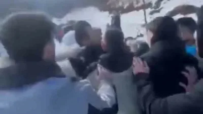Kocaeli’nin turizm bölgesi Kartepe’de ATV turu düzenleyen şahıslar, tartıştıkları vatandaşlara