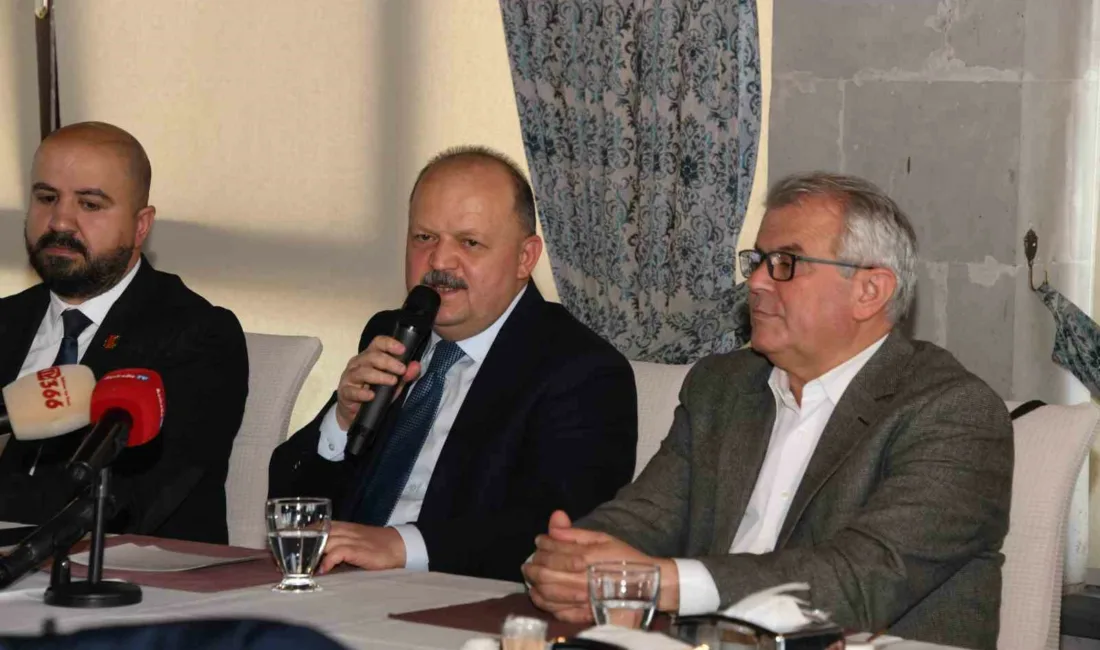 İklim değişikliğinin etkileriyle ilgili konuşan Kastamonu Valisi Meftun Dallı, suyun