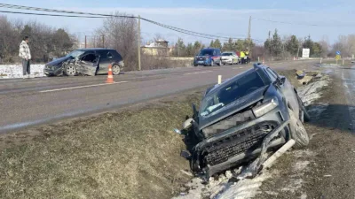 Kastamonu’da cip ile otomobilin çarpışması neticesinde meydana gelen kazada 3