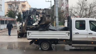 Kocaeli’nin Körfez ilçesinde gece saat 04.00’ten itibaren etkili olan şiddetli
