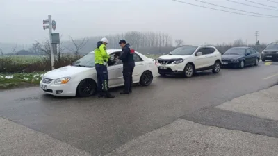 DÜZCE (İHA) – Düzce Trafik Jandarması ekiplerince yürütülen trafik denetim