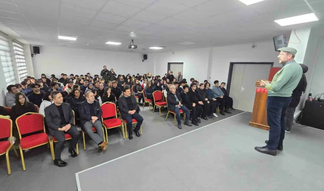 Karabük Demir Çelik Anadolu Lisesi’nden mezun olan Prof. Dr. Serkan